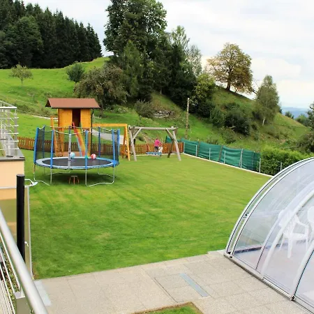 Appartamento Charming In With Swimming Pool